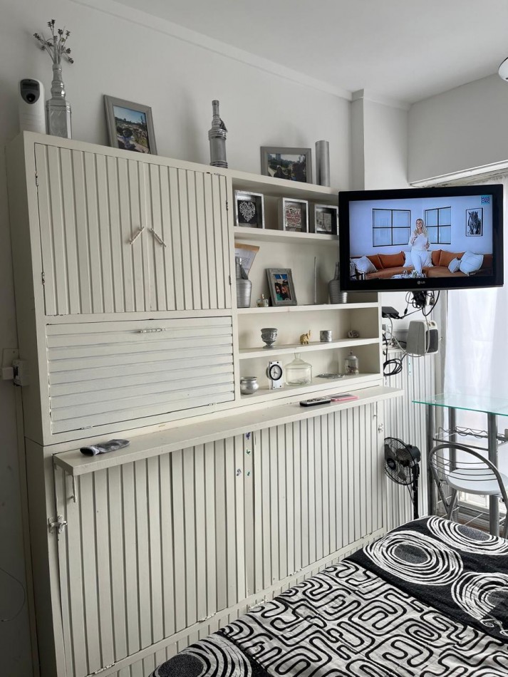 MONOAMBIENTE CONTRAFRENTE BALCON FRANCES ABIERTO TOTALMENTE EQUIPADO.ZONA GUEMES