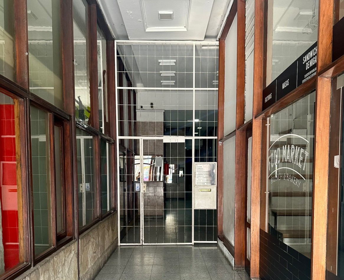 DEPTO 2 AMBIENTES - INTERNO - AV. PERALTA RAMOS e/ ARENALES Y LAMADRID