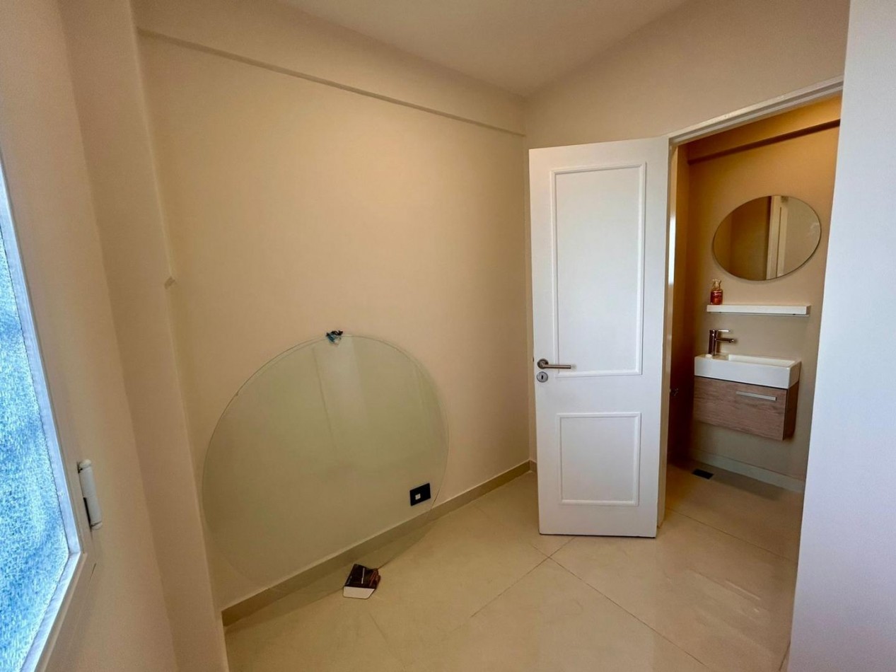 DEPARTAMENTO DOS AMBIENTES CON BALCON MAS DEPENDENCIA ZONA ALDREY.