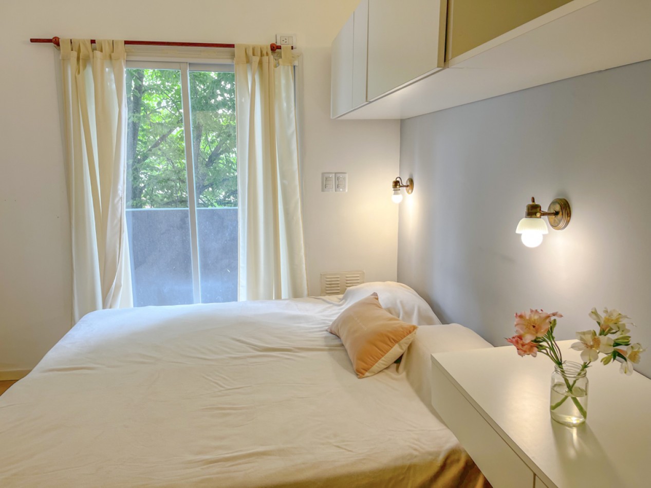 venta monoambiente a la calle con balcon