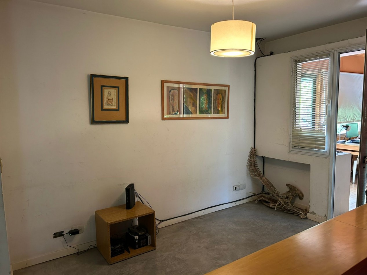 CASA EN PH TOTALMENTE INDEPENDIENTE 4 AMBIENTES CON ESCRITORIO QUINCHO CUBIERTO Y PARQUE .APTO CREDITO