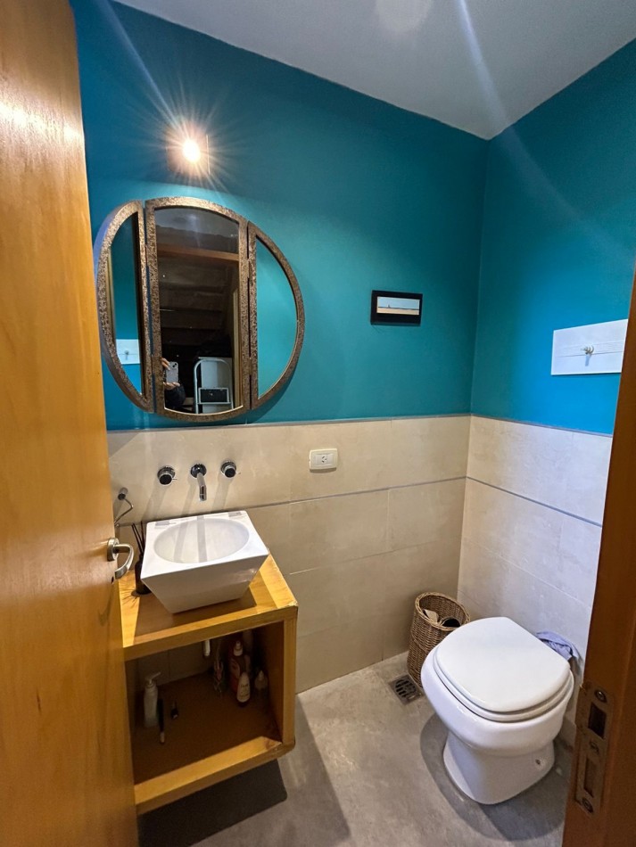 CASA EN PH TOTALMENTE INDEPENDIENTE 4 AMBIENTES CON ESCRITORIO QUINCHO CUBIERTO Y PARQUE .APTO CREDITO