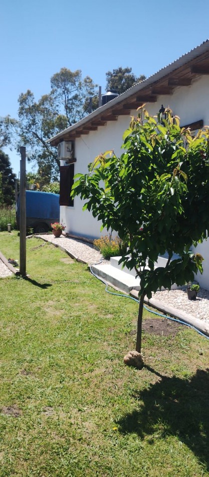 CASA DOS AMBIENTES CON PARQUE .LOS ACANTILADOS 