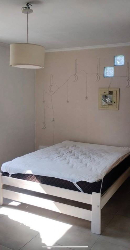 CASA DOS AMBIENTES CON PARQUE .LOS ACANTILADOS 