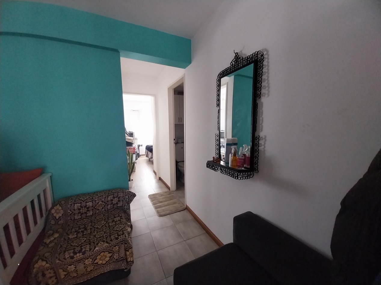 VENTA! DEPTO 3 AMB AL FRENTE CON BALCON FRANCES Y COCHERA