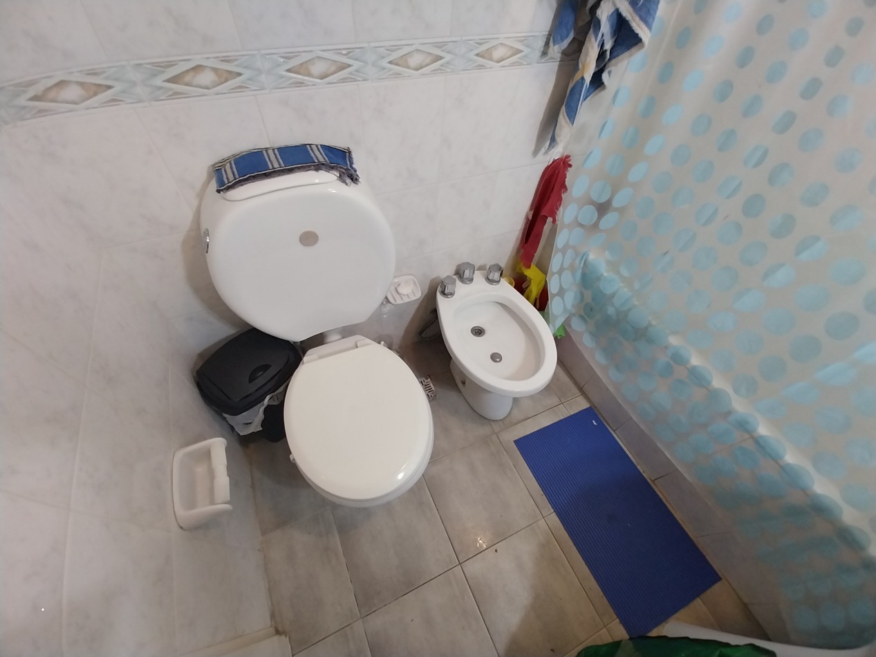 VENTA! DEPTO 3 AMB AL FRENTE CON BALCON FRANCES Y COCHERA