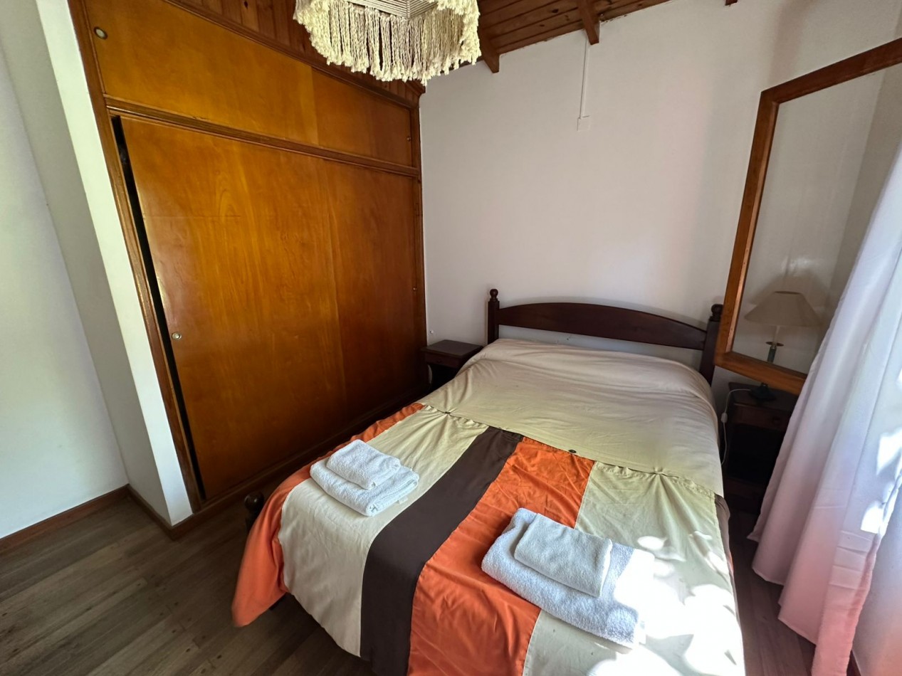 CASA CON GRAN PARQUE SOBRE DOS LOTES - SIERRA DE LOS PADRES