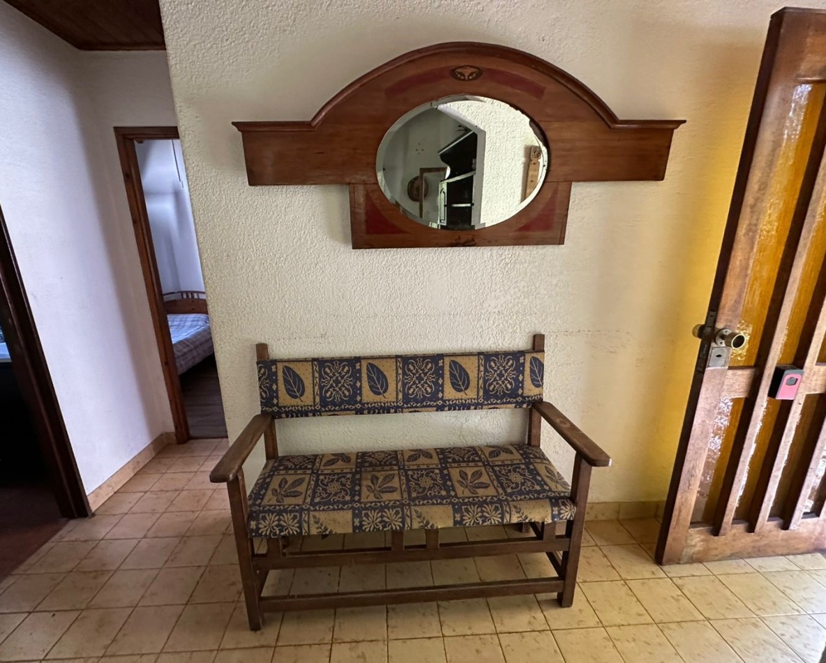 CASA CON GRAN PARQUE SOBRE DOS LOTES - SIERRA DE LOS PADRES