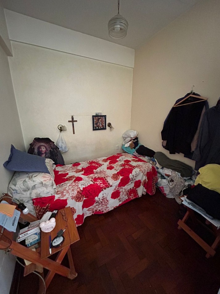 DEPARTAMENTO MONOAMBIENTE A LA CALLE .