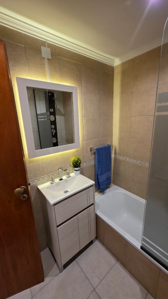 Departamento 3 ambientes c/espacio de cochera zona Plaza Mitre