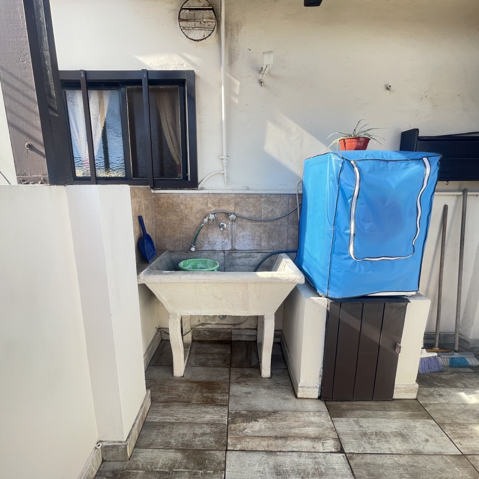 PH 3 AMBIENTES AL FRENTE -PATIO PARRILLA