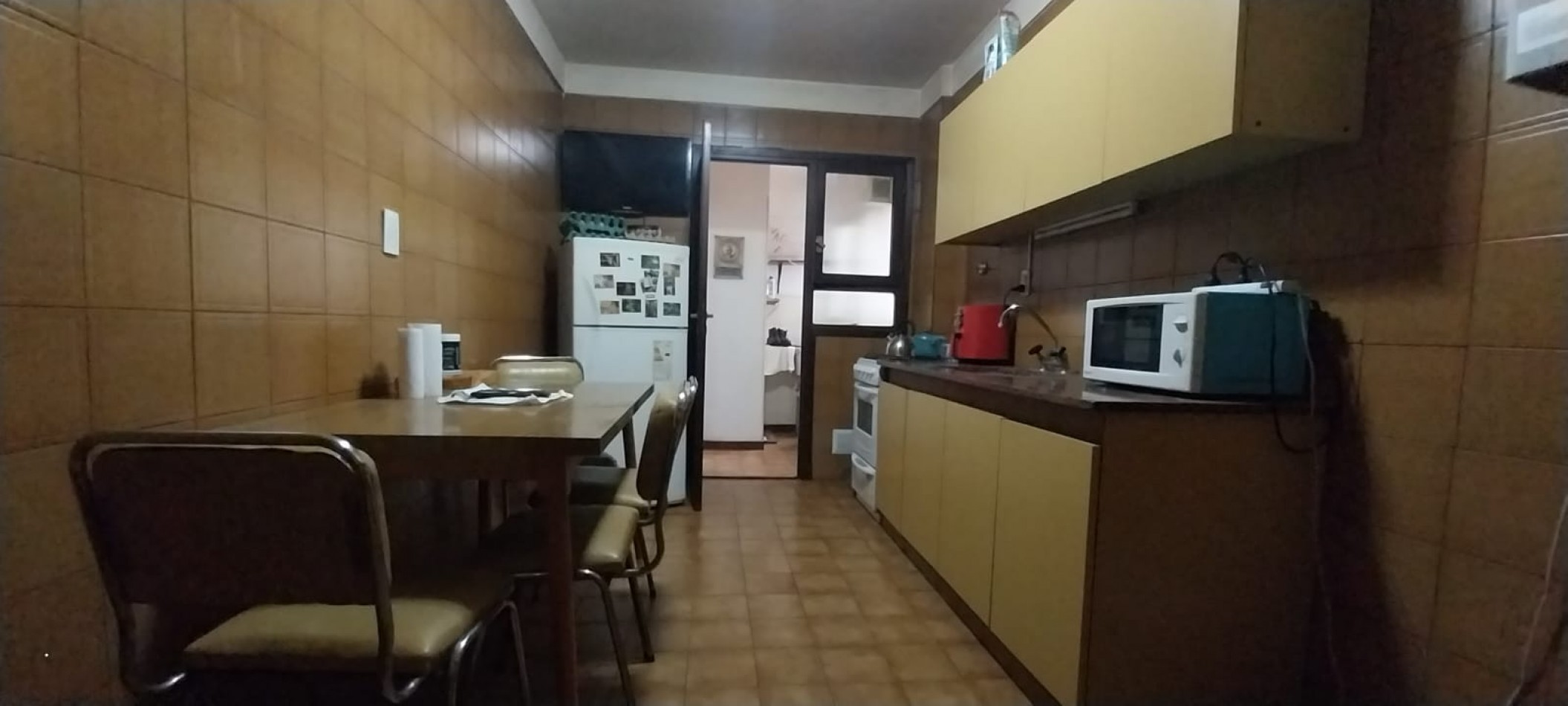 VENTA DEPTO 2 AMB CON DEPENDECIA Y LAVADERO. BALCON SALIENTE AL FRENTE. PLAZA COLON