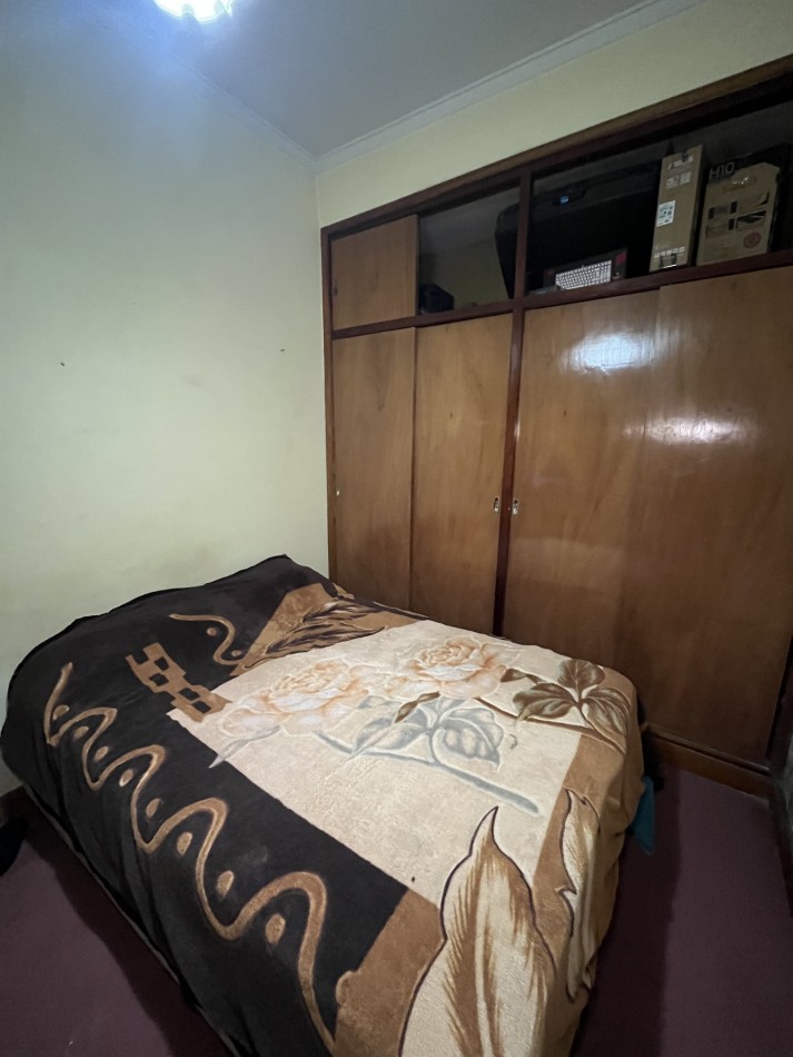 VENTA DOS PH 2 Y 3 AMBIENTES A RECICLAR EN POMPEYA. VENTA EN BLOCK APTO CREDITO