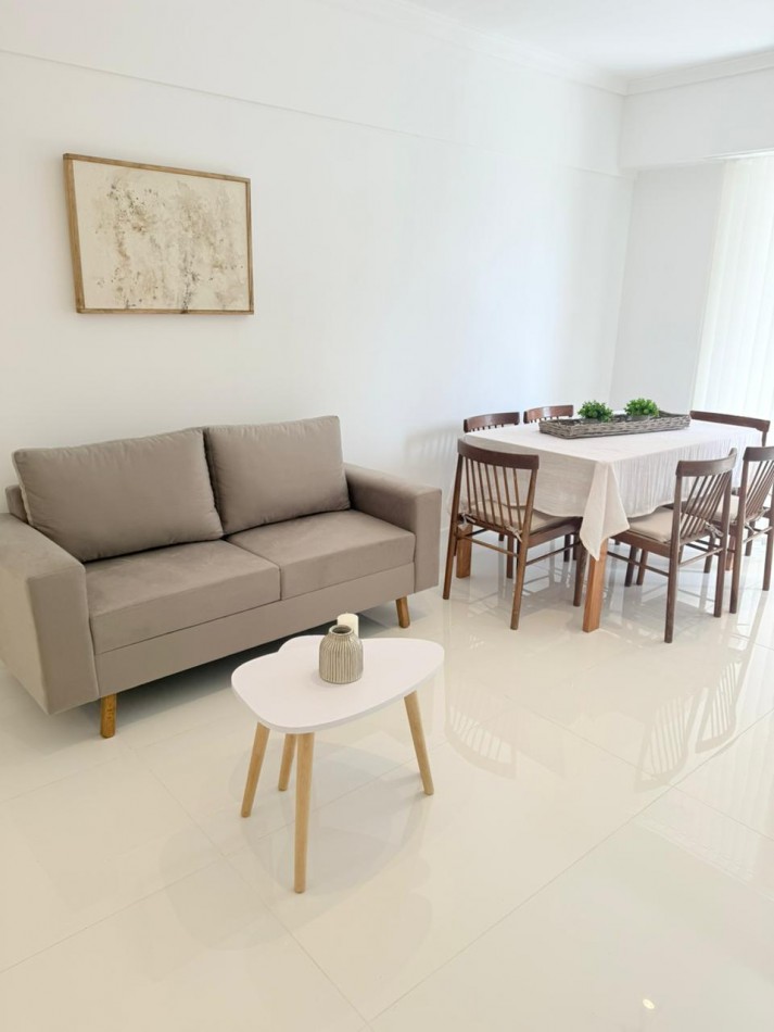 Departamento 3 amb al frente con balcon Reciclado Centro 