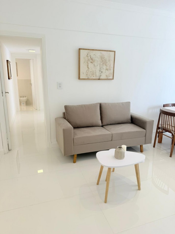 Departamento 3 amb al frente con balcon Reciclado Centro 