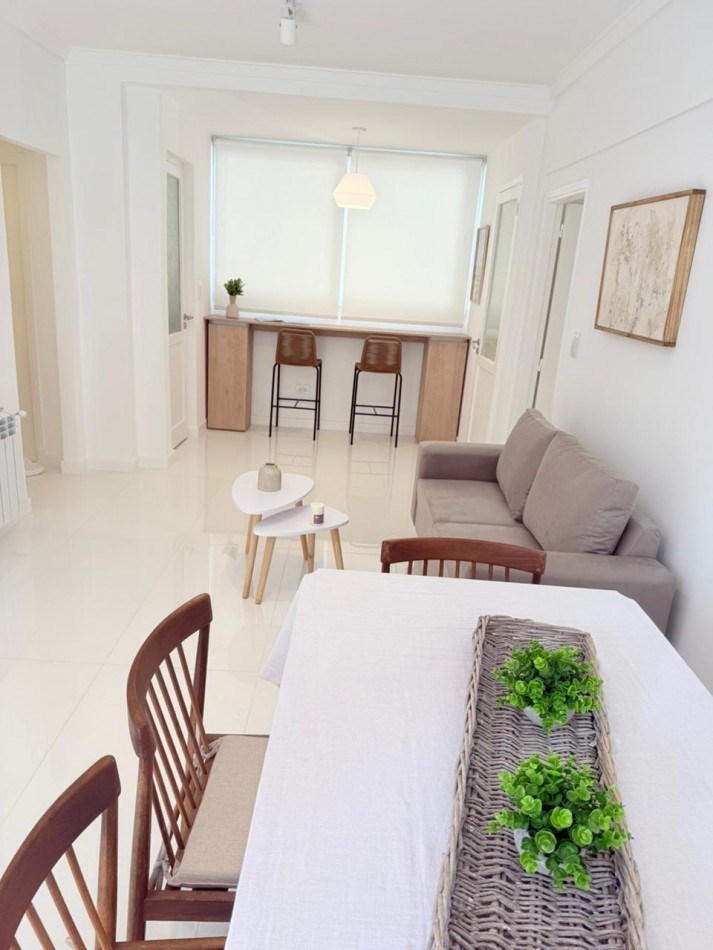 Departamento 3 amb al frente con balcon Reciclado Centro 