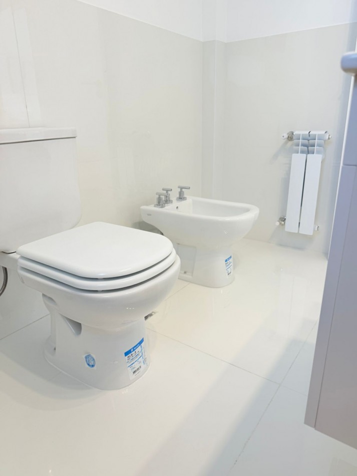 Departamento 3 amb al frente con balcon Reciclado Centro 