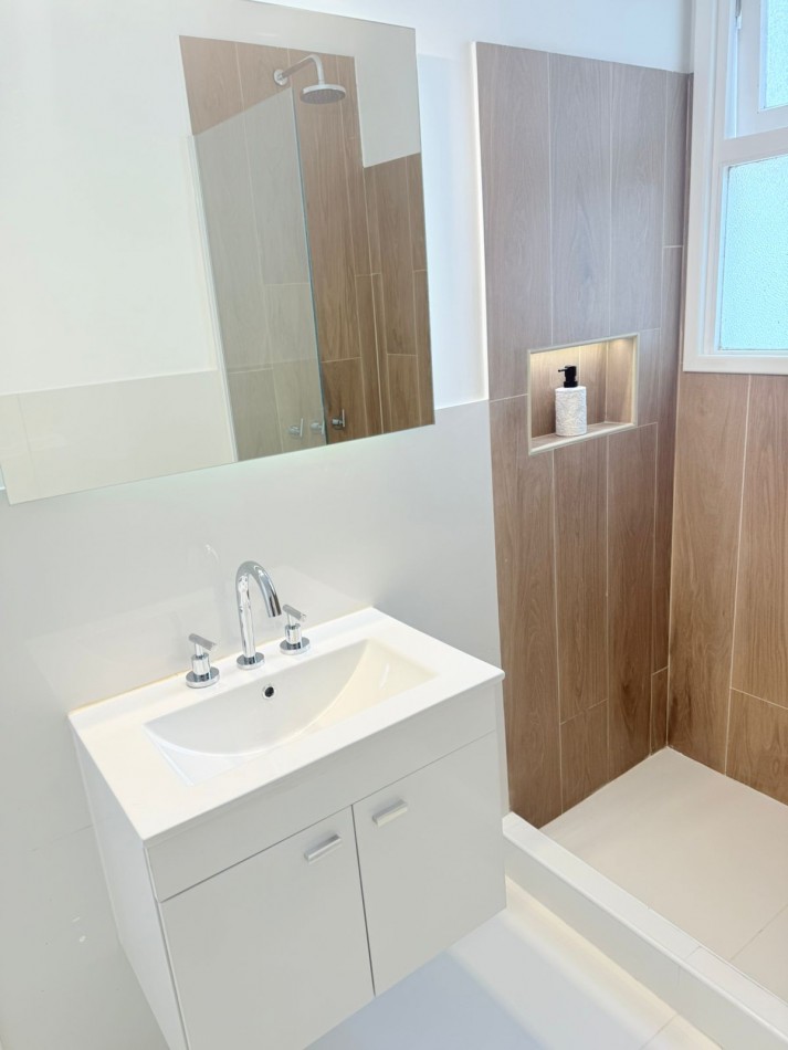 Departamento 3 amb al frente con balcon Reciclado Centro 