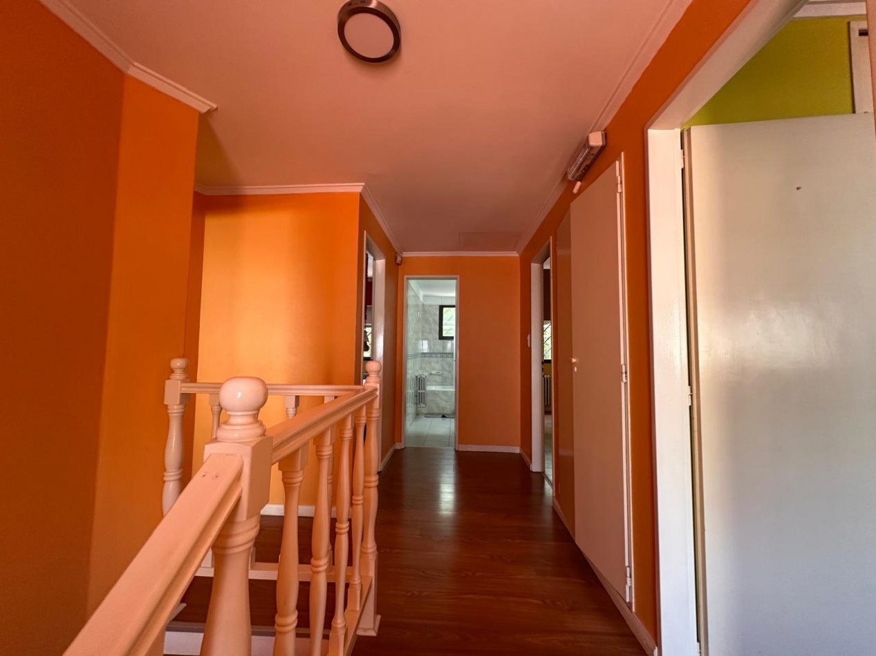 VENTA CASA 5 AMBIENTES CALEFACCION CENTRAL BARRIO PERLA NORTE