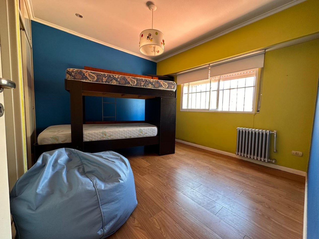 VENTA CASA 5 AMBIENTES CALEFACCION CENTRAL BARRIO PERLA NORTE