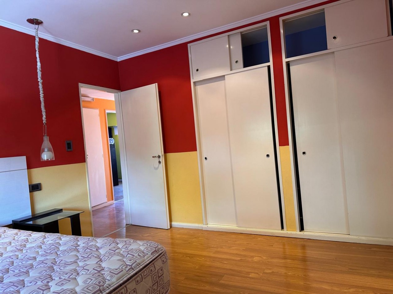 VENTA CASA 5 AMBIENTES CALEFACCION CENTRAL BARRIO PERLA NORTE