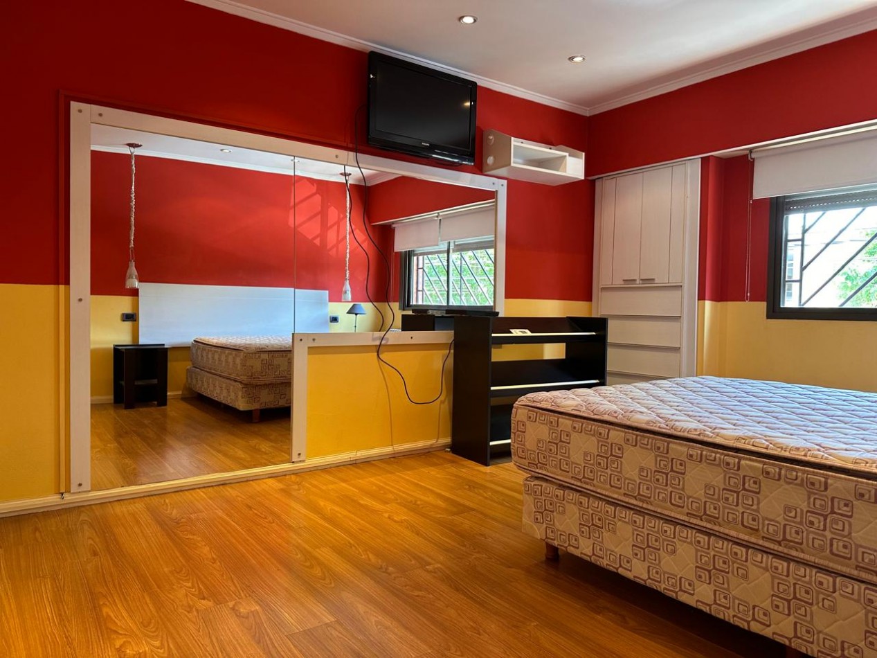 VENTA CASA 5 AMBIENTES CALEFACCION CENTRAL BARRIO PERLA NORTE