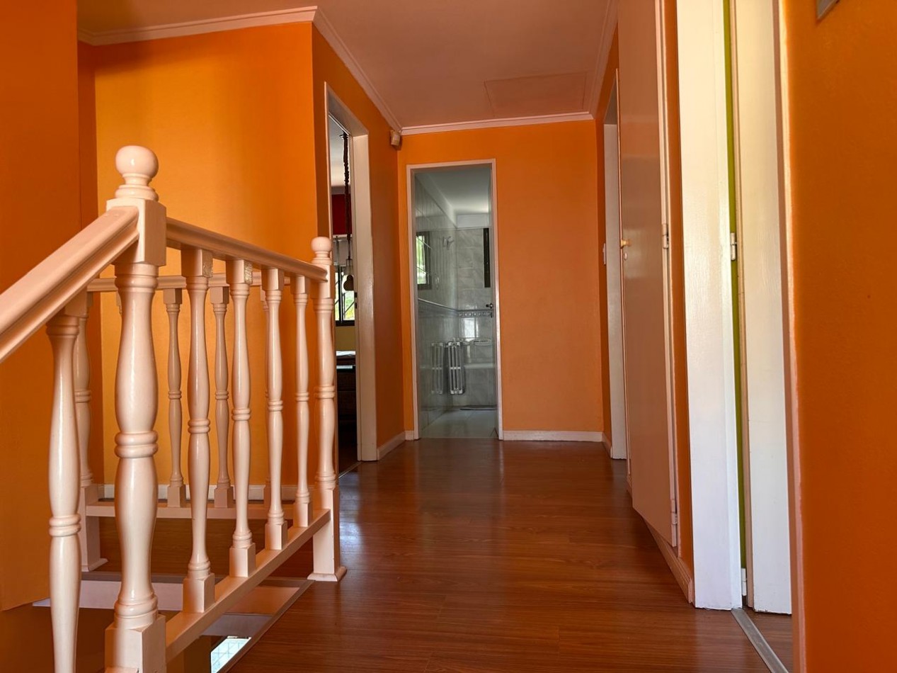 VENTA CASA 5 AMBIENTES CALEFACCION CENTRAL BARRIO PERLA NORTE