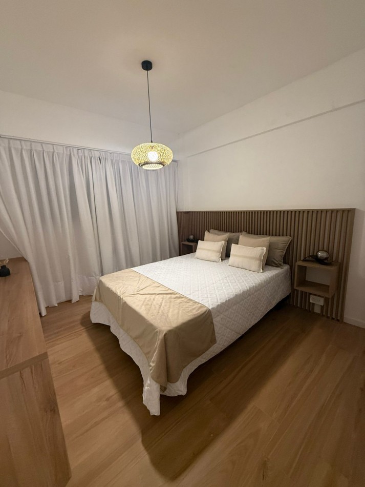 Venta Departamento 4 ambientes con cochera, reciclado y amoblado