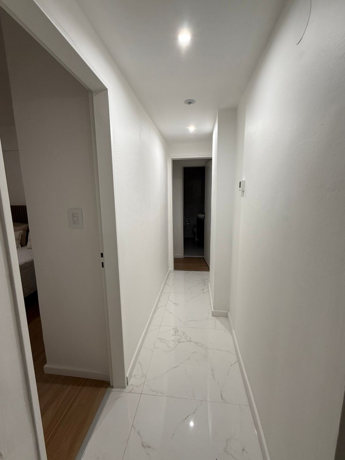 Venta Departamento 4 ambientes con cochera, reciclado y amoblado