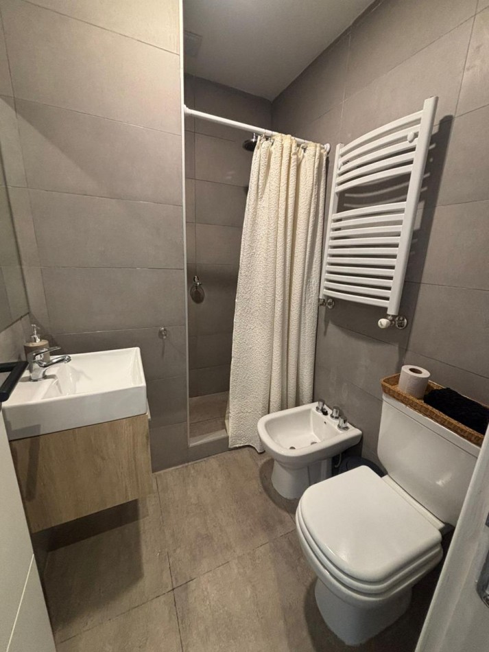 Alquiler departamento dos ambientes zona Aldrey a estrenar amoblado