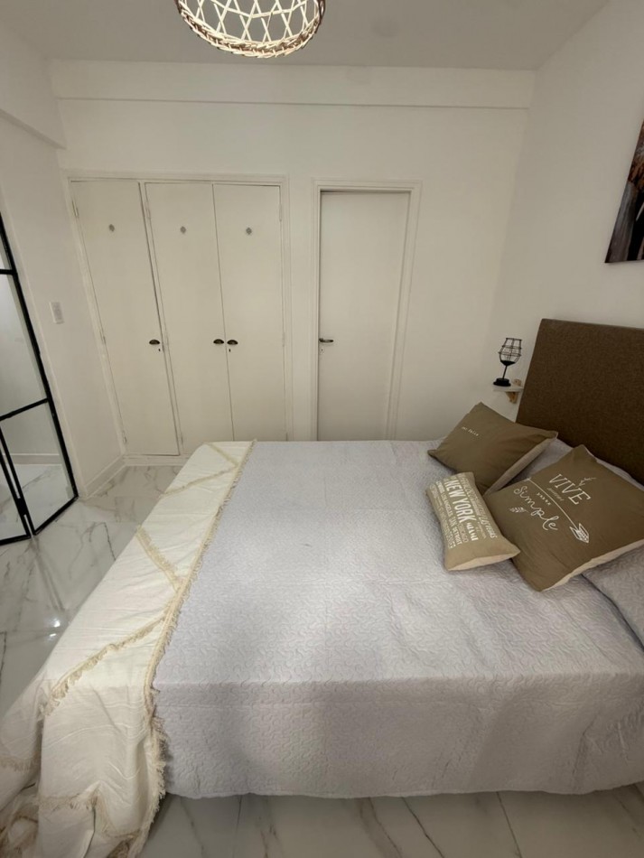 Venta ambiente dividido, reciclado y amoblado