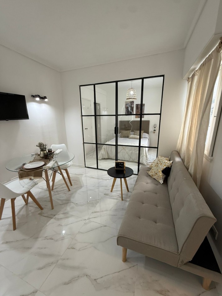 Venta ambiente dividido, reciclado y amoblado