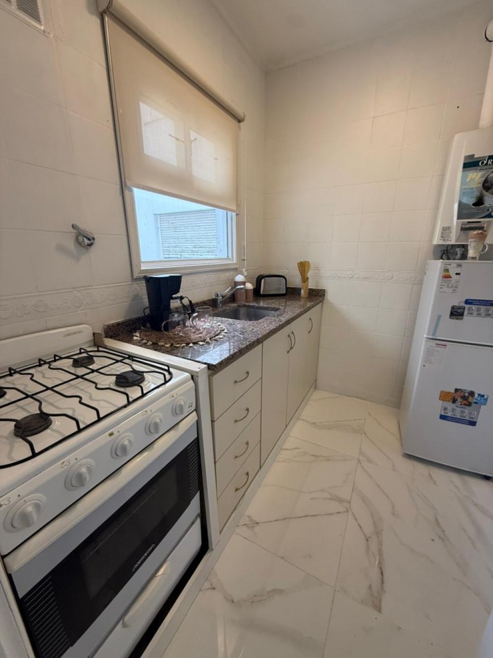 Venta ambiente dividido, reciclado y amoblado