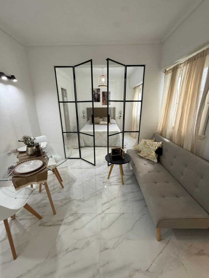 Venta ambiente dividido, reciclado y amoblado