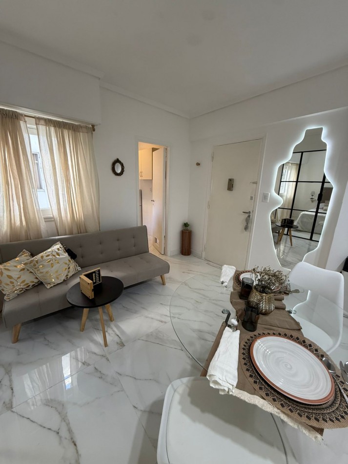 Venta ambiente dividido, reciclado y amoblado