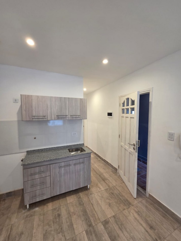 PH 2 AMBIENTES CON PATIO, FRENTE 