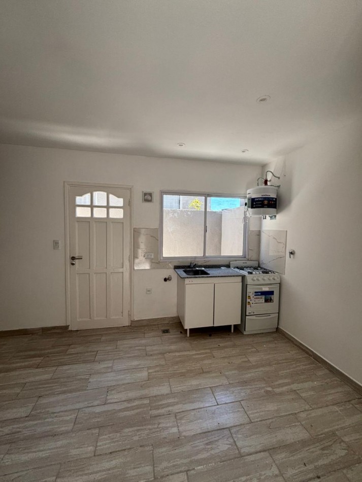 PH DUPLEX 3 AMBIENTES CONTRAFRENTE CON PATIO