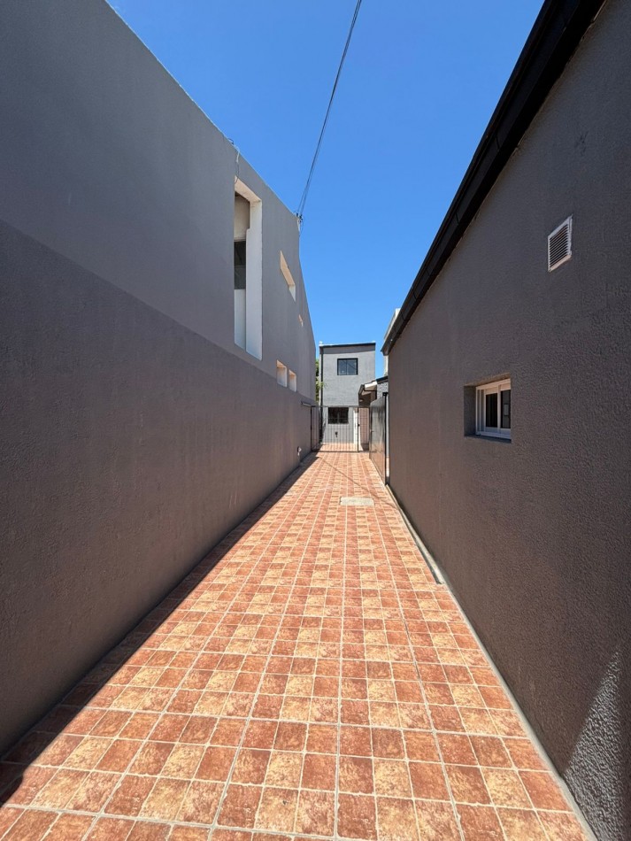 DUPLEX 3 AMBIENTES  | ESPACIO GUARDA COCHE- PATIO