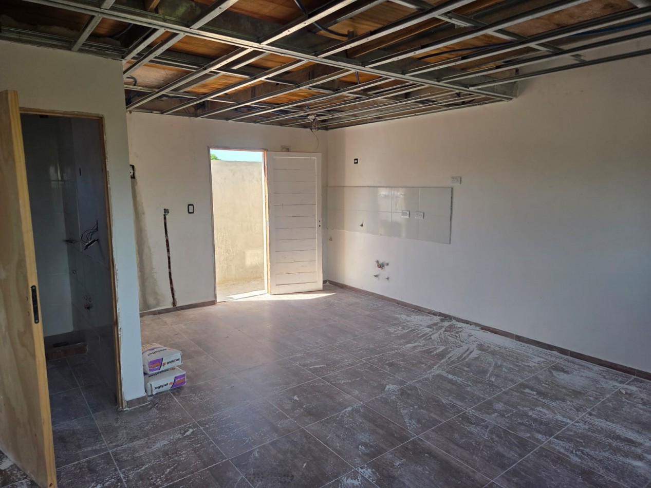 DUPLEX 3 AMBIENTES AL FRENTE-VEREDA DE SOL-BALCON