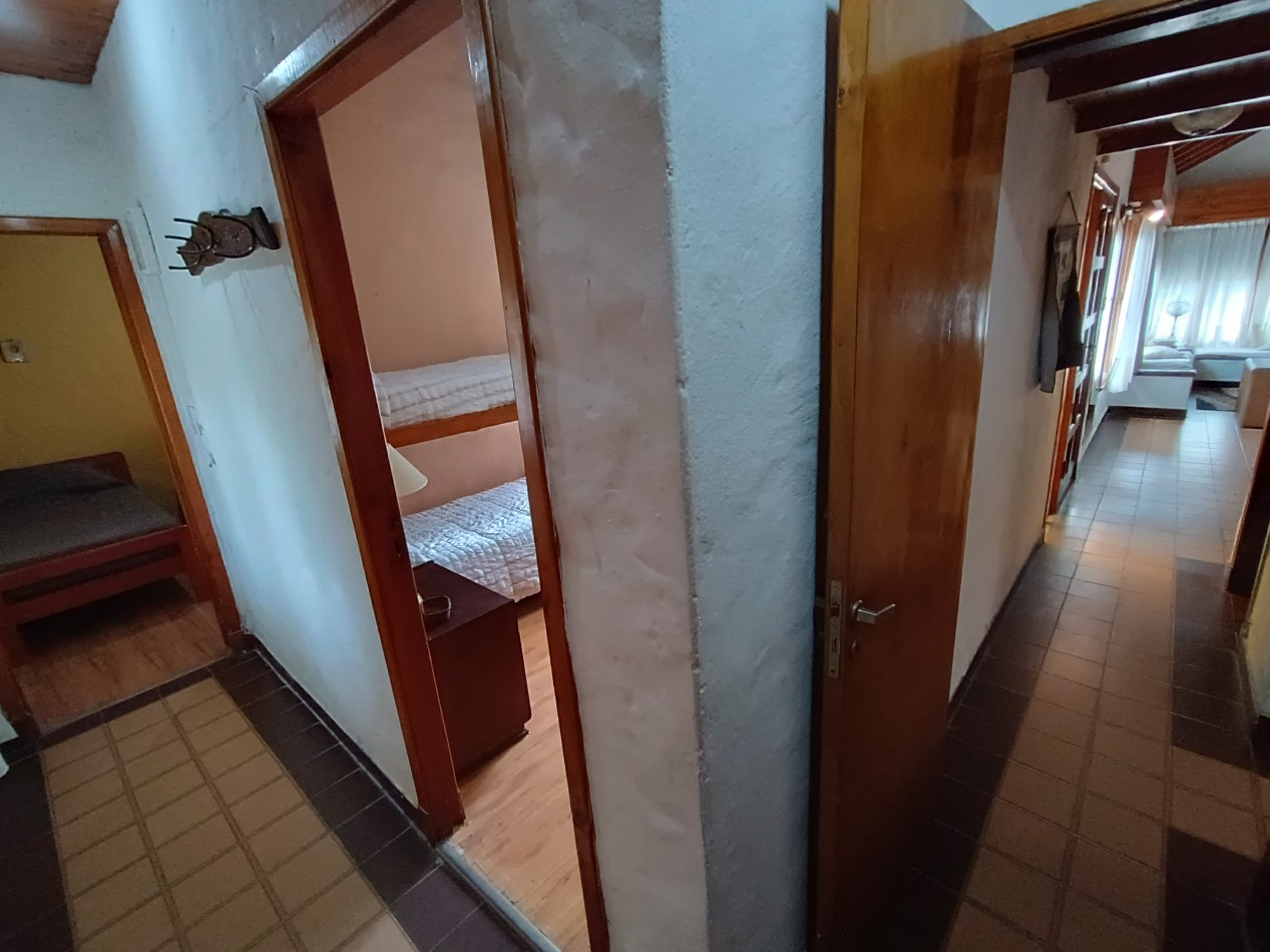 Casa 3 ambientes sobre dos lotes + departamento, cochera, quincho parque en Colinas de Peralta Ramos