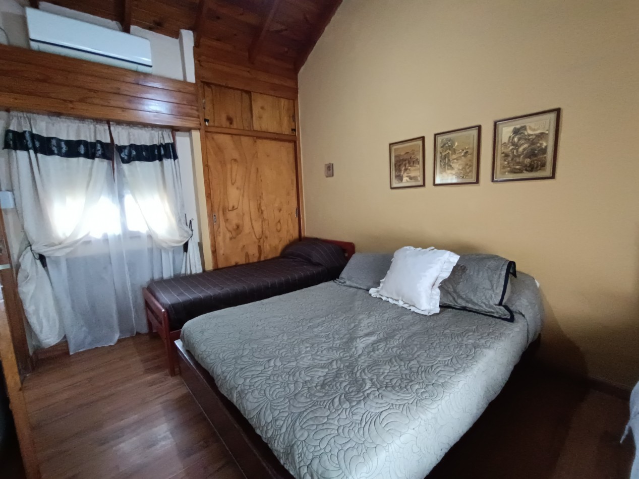 Casa 3 ambientes sobre dos lotes + departamento, cochera, quincho parque en Colinas de Peralta Ramos