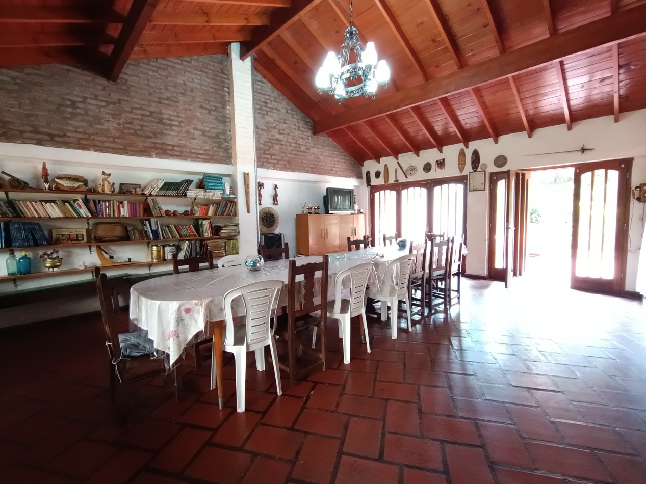 Casa 3 ambientes sobre dos lotes + departamento, cochera, quincho parque en Colinas de Peralta Ramos