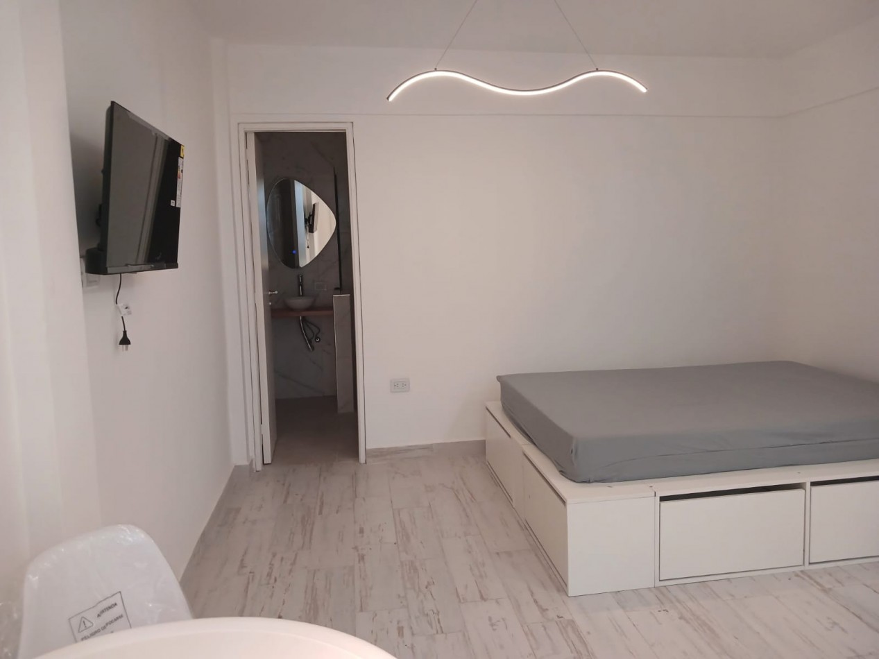 Venta departamento monoambiente, reciclado y amoblado, plaza mitre