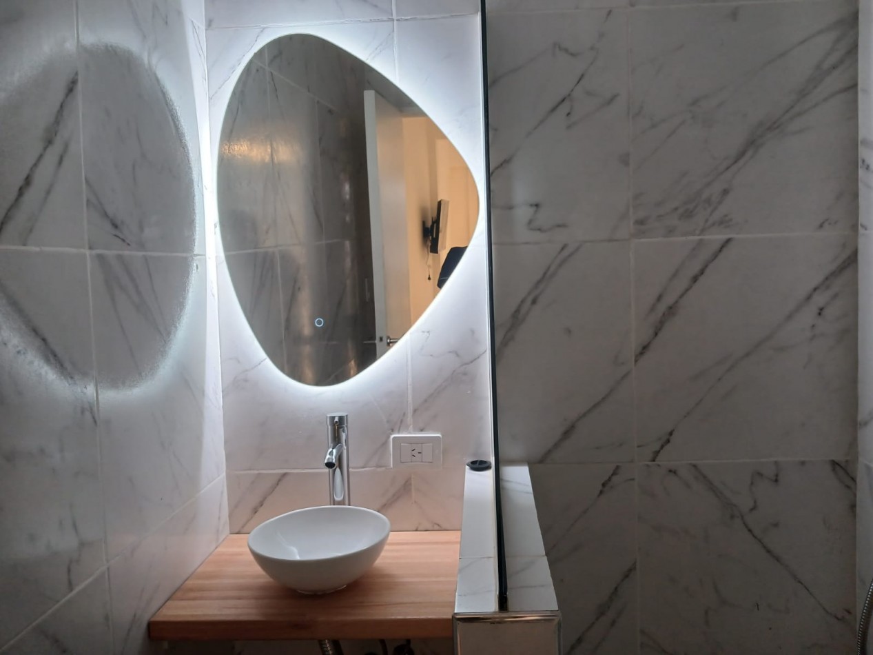 Venta departamento monoambiente, reciclado y amoblado, plaza mitre