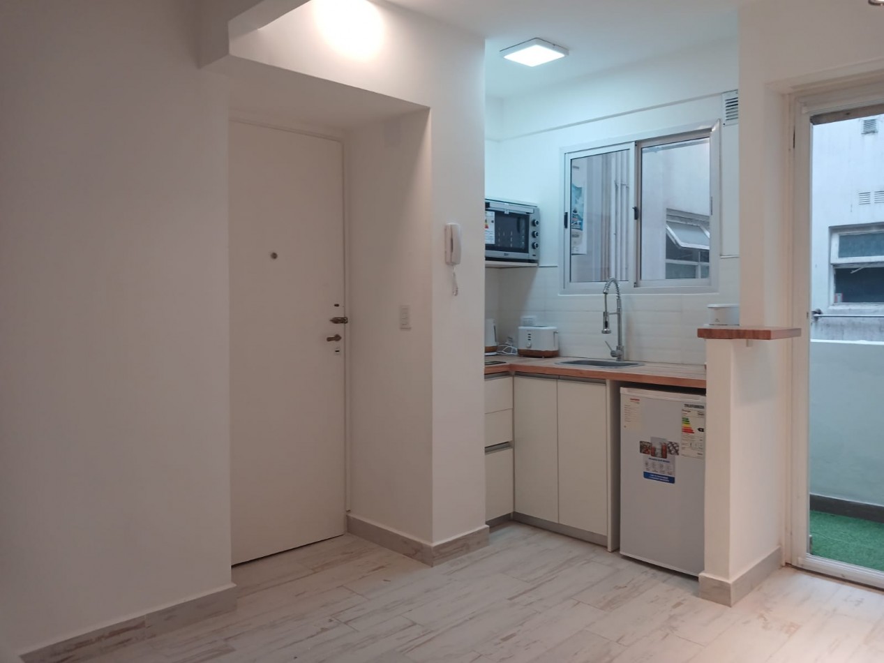 Venta departamento monoambiente, reciclado y amoblado, plaza mitre