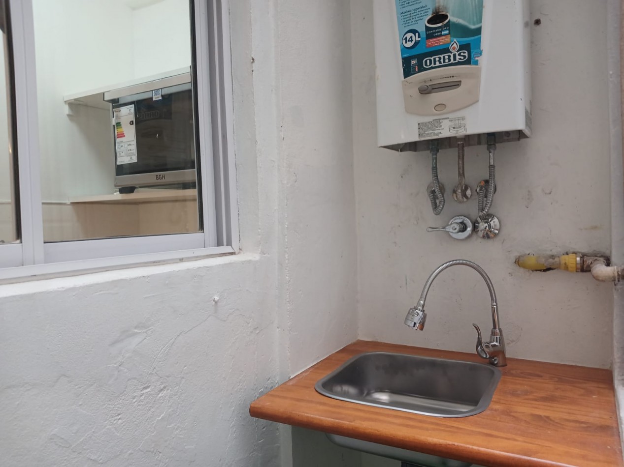 Venta departamento monoambiente, reciclado y amoblado, plaza mitre