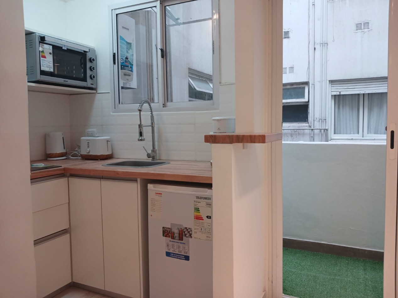 Venta departamento monoambiente, reciclado y amoblado, plaza mitre