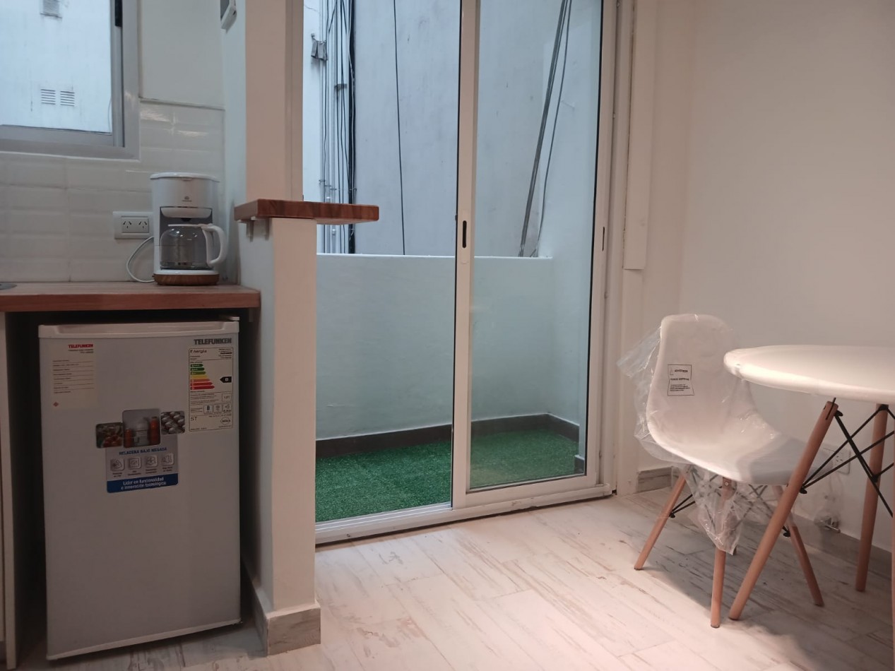 Venta departamento monoambiente, reciclado y amoblado, plaza mitre