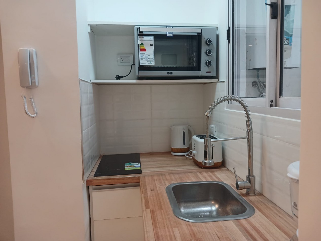 Venta departamento monoambiente, reciclado y amoblado, plaza mitre