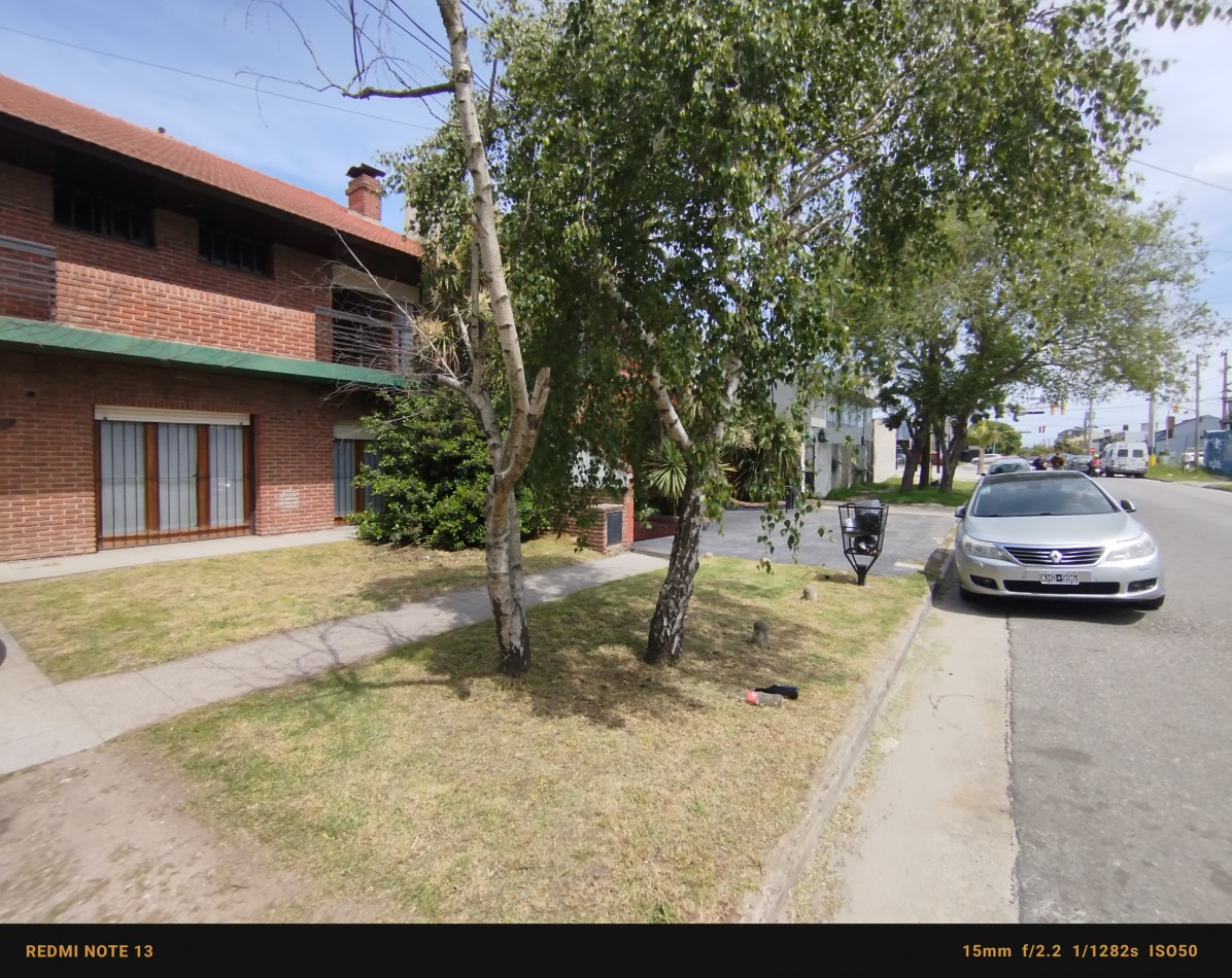 Chalet 5 ambientes en barrio Constitucion 